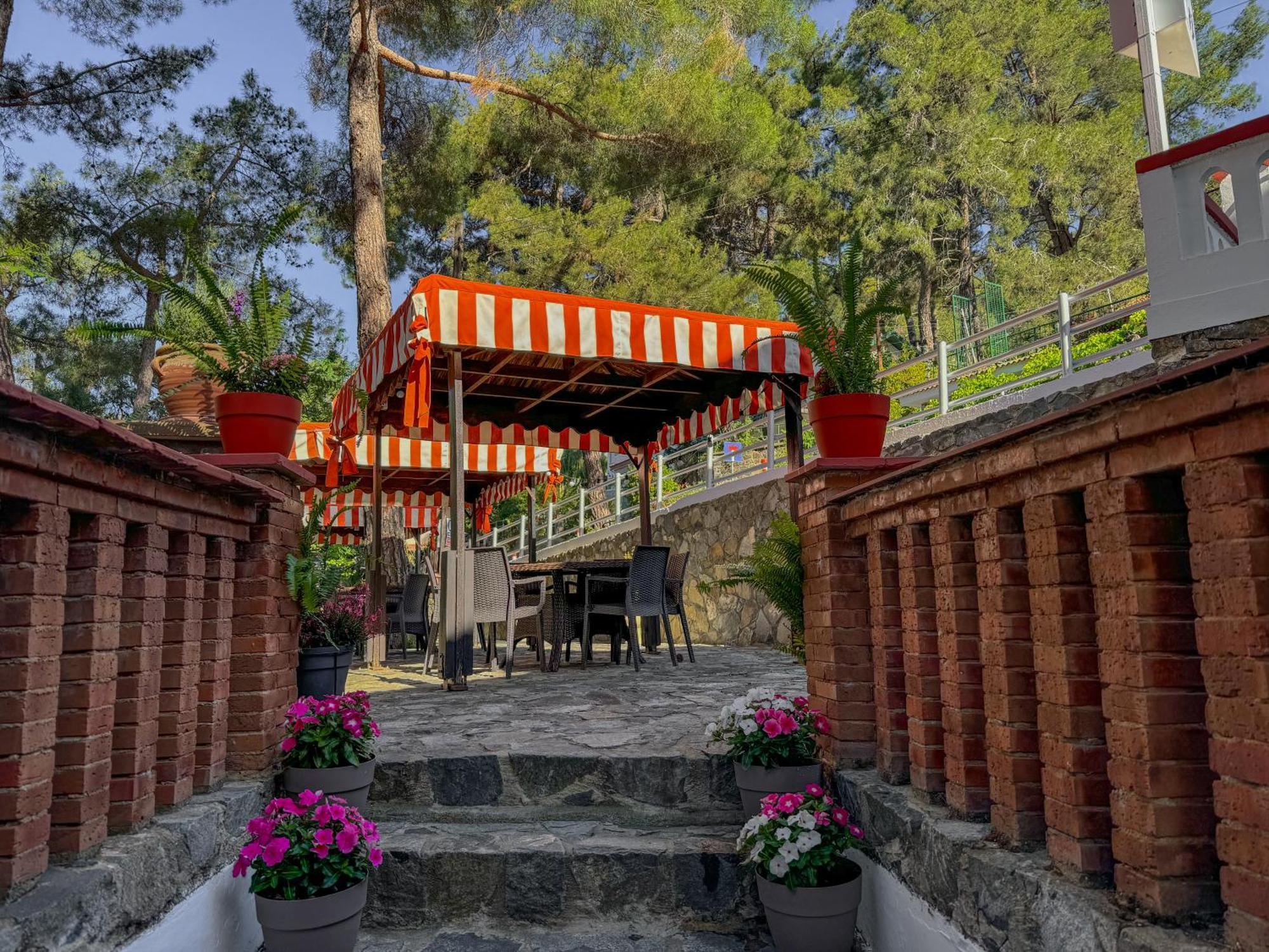 Semiramis Boutique Hotel & Spa Kato Platres Dış mekan fotoğraf